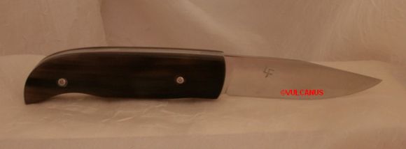 Couteau pliant liner lock lame inoxydable N690 manche en corne de Bufle